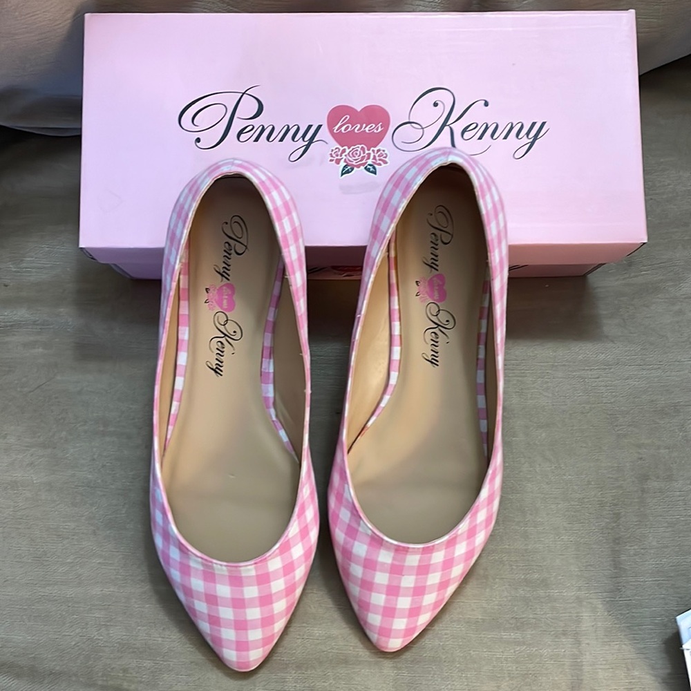 NWOT Penny loves Kenny Slip on Flats